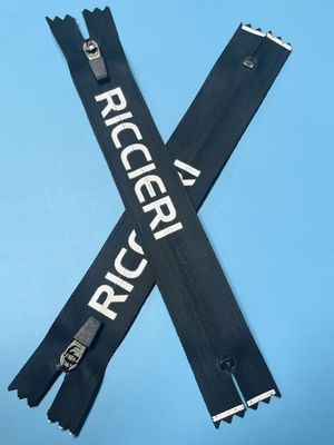 ODM Reutilizables negros de nylon tirón de cremallera para ropa Tienda de mercancías