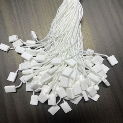 Cuerdas de fijación de etiquetas de plástico de nylon blanco rectangular ODM