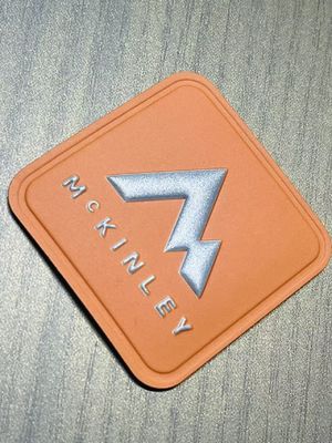 Etiquetas personalizadas de ropa de transferencia de calor Etiquetas de nombres tejidas para ropa