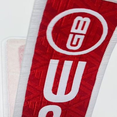 Etiquetas personalizadas de ropa de tejido de costura impresa Etiquetas de ropa