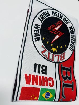 Etiquetas de ropa tejida de costumbre Etiquetas fabricantes de tejido