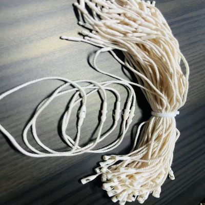 Fijaciones de etiquetas de nylon resistentes a la intemperie para etiquetado y etiquetado de precios de ropa