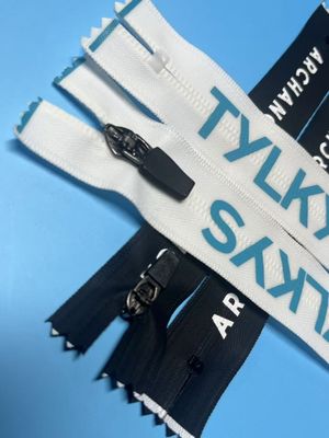 Resistente a la intemperie tirador de cremallera de cordón chaqueta de cremallera de nylon personalizada