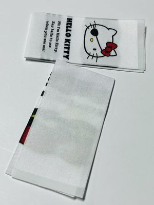 Etiquetas de tejido tejido de telar de aguja coser en etiquetas de nombre pegado en el respaldo OEM