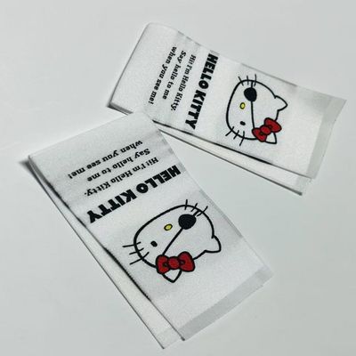 Hierro en ropa tejida Etiquetas de nombre bordadas personalizadas