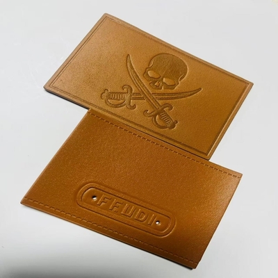 Etiquetas personalizadas de cuero cosidas en el cierre Tipo personalizado para requisitos individuales