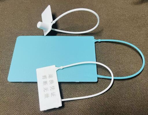 Magnetic Locking Mechanism Clothing Label Tags RFID Technology Durable Secure Identification Labels Designed for Apparel Industry