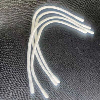 Fijaciones redondas de plástico diseñadas para ofrecer un rendimiento constante, perfectas para líneas de montaje y mantenimiento de equipos