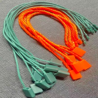 Chapa de acero inoxidable estándar con chorro de arena, que combina un aspecto único y llamativo con una resistencia superior a la corrosión