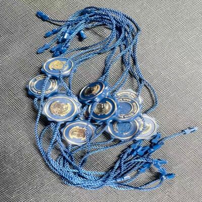 Etiqueta de plástico para zapatos, longitud colgante aproximada de 10 pulgadas, diseñada para etiquetar prendas en los sectores de ropa y calzado